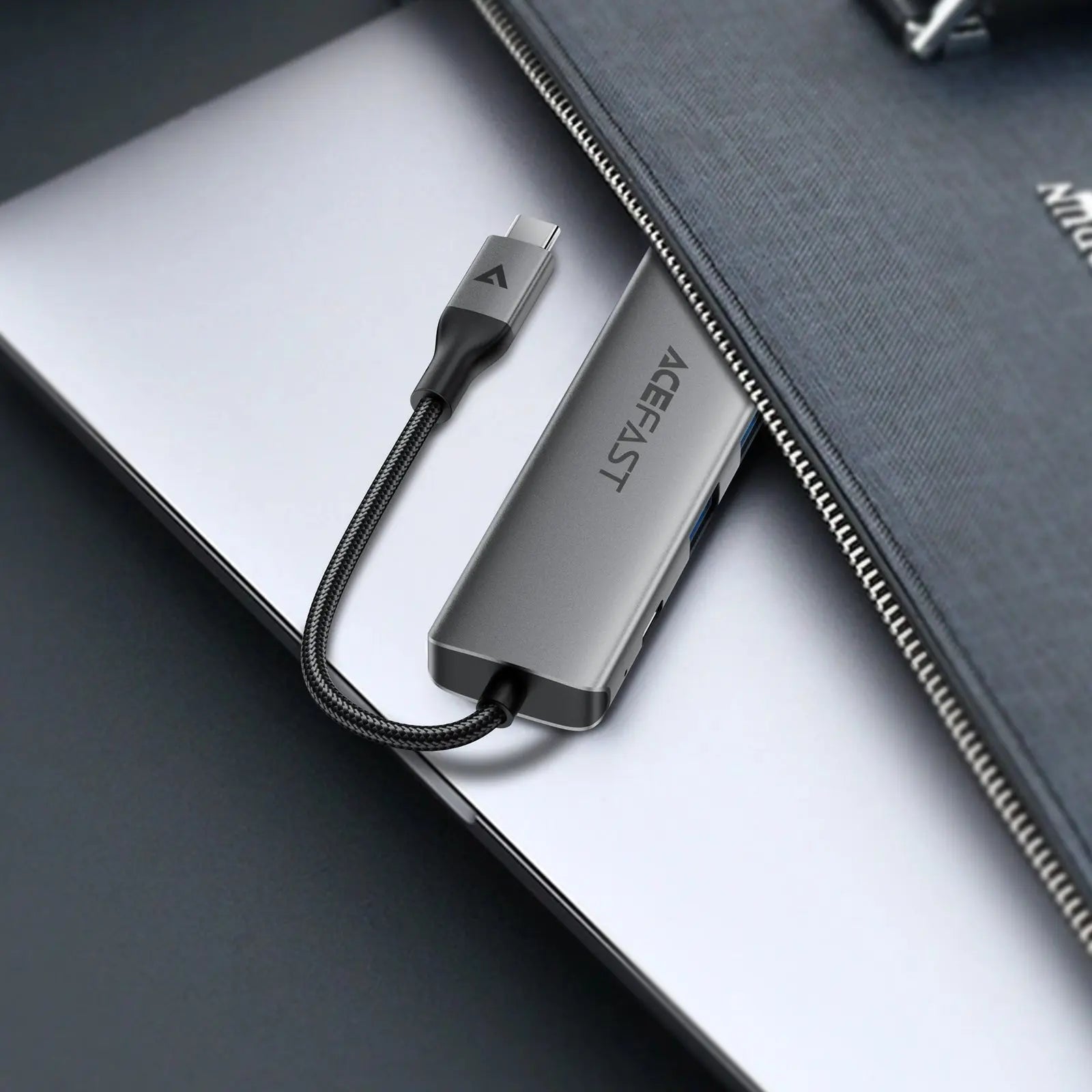 Acefast J18 6-in-1 USB-C Hub 4K 60Hz HDMI PD 90W Fast Charging Docking Station SD/TF Card Reader Multi-Port Hub Tech House Singapore