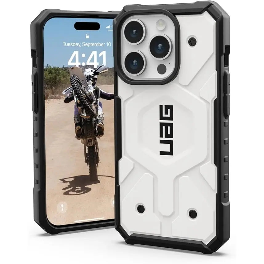 UAG iPhone 15 Pro Case Pathfinder Magnetic UAG