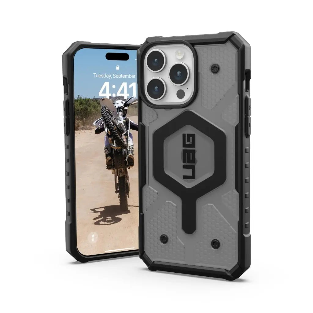 UAG iPhone 15 Pro Max Case Pathfinder Magnetic UAG