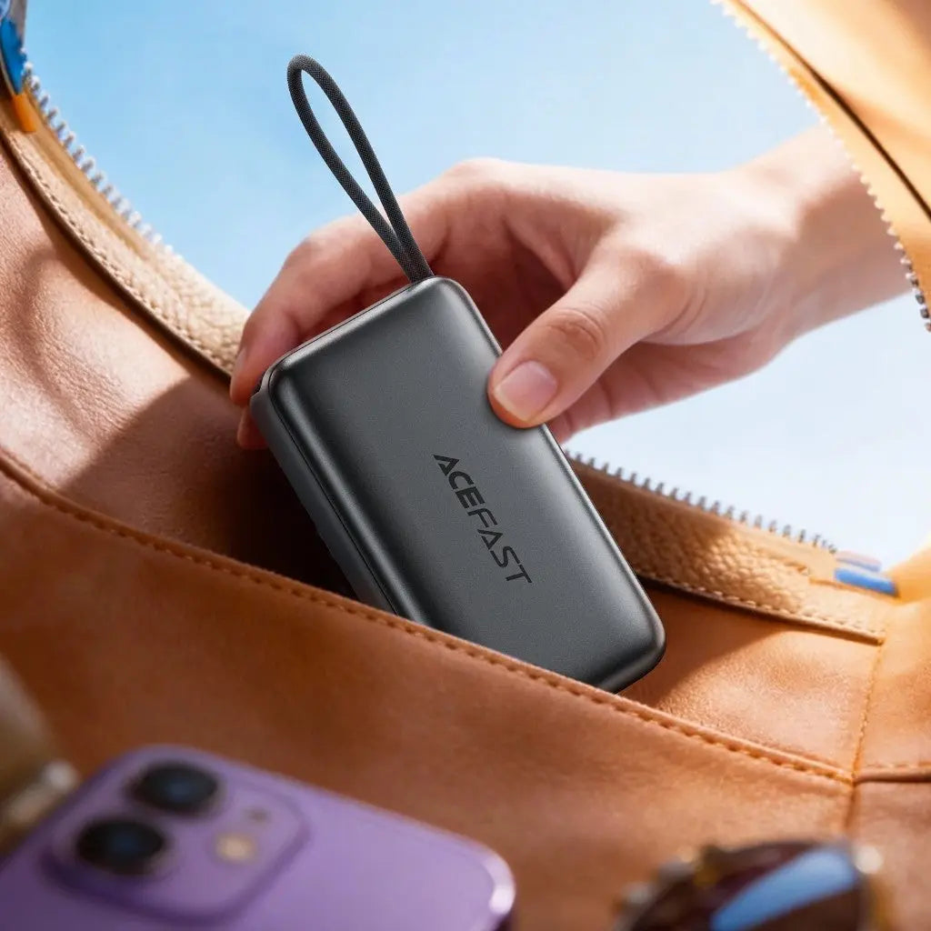 Acefast M32 Power Bank 10000mAh PD 35W Built-In Retractable USB C Cable [CCC Certified] Tech House Singapore